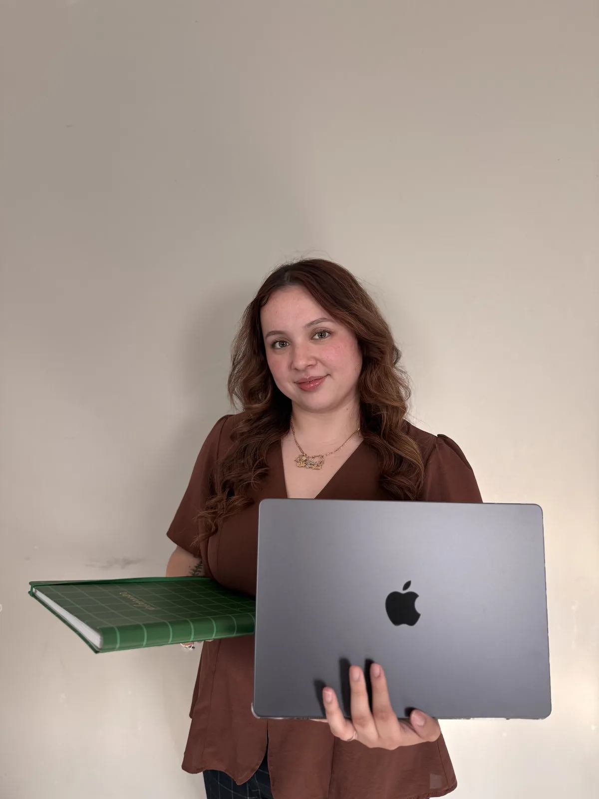 Portrait of Karen J. Salinas, founder of Aliada